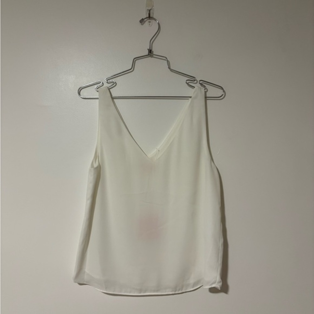 NWT Leyden Cream V-Neck Camisole in White sz S